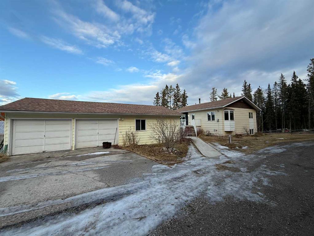 Picture of 9, 23518 Highway 16  , Rural Yellowhead County Real Estate Listing