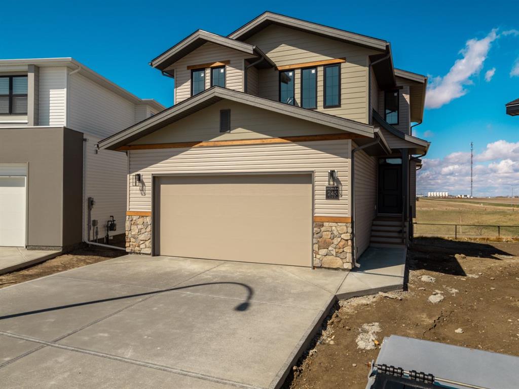 Picture of 118 Miners Road W, Lethbridge Real Estate Listing