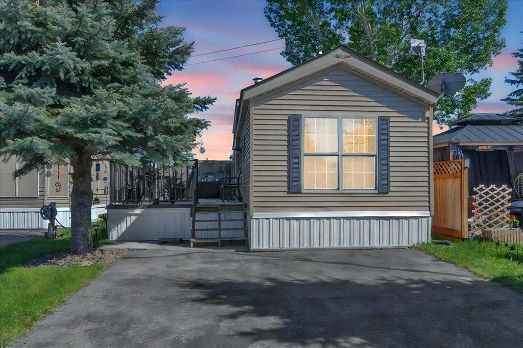 Picture of 10, 370165 79 Street E, Rural Foothills County Real Estate Listing