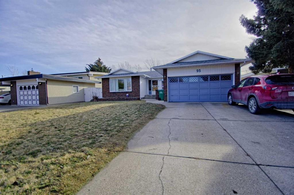 Picture of 95 Laval Boulevard W, Lethbridge Real Estate Listing