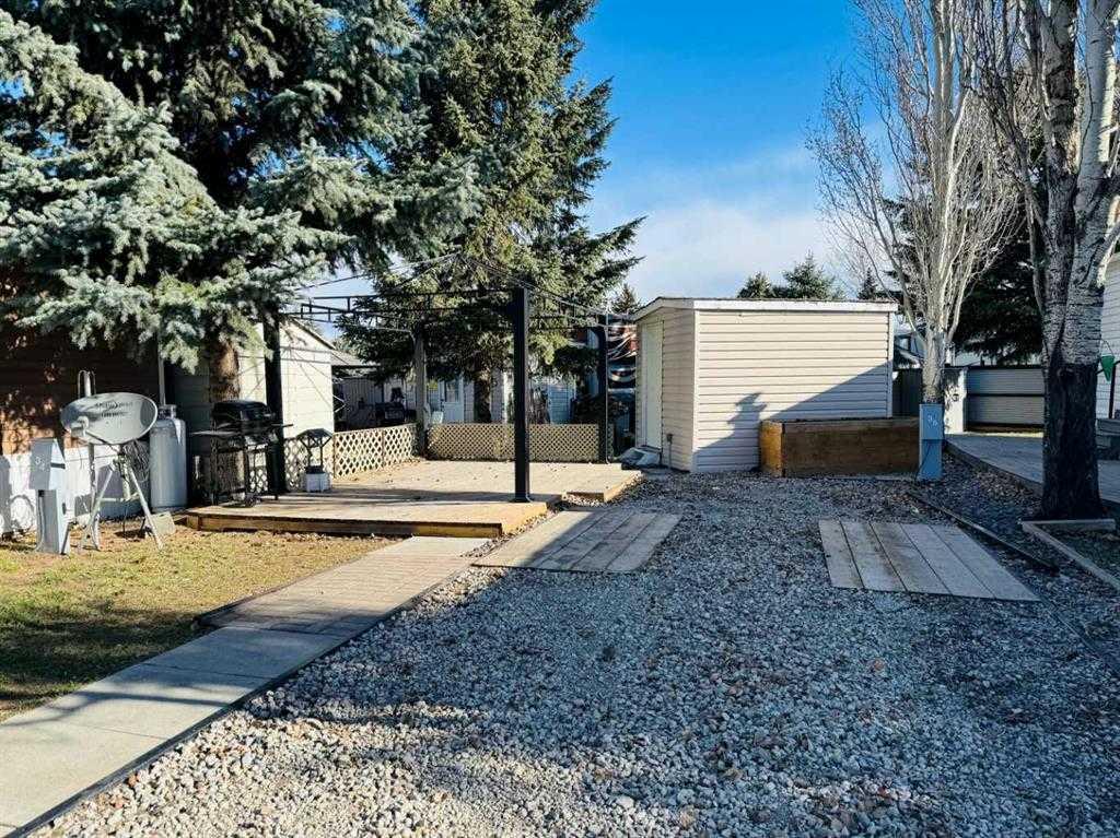 Picture of 35, 370165 79 Street E, Rural Foothills County Real Estate Listing