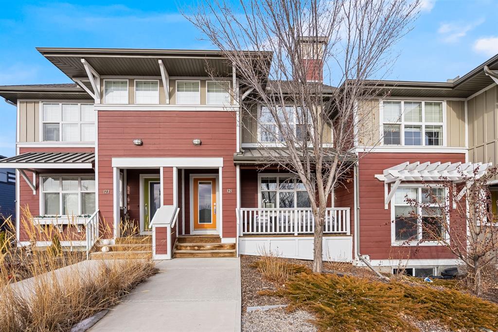 Picture of 121 Marine Drive SE, Calgary Real Estate Listing