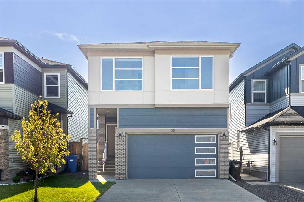 Picture of 33 Walcrest Way SE, Calgary Real Estate Listing