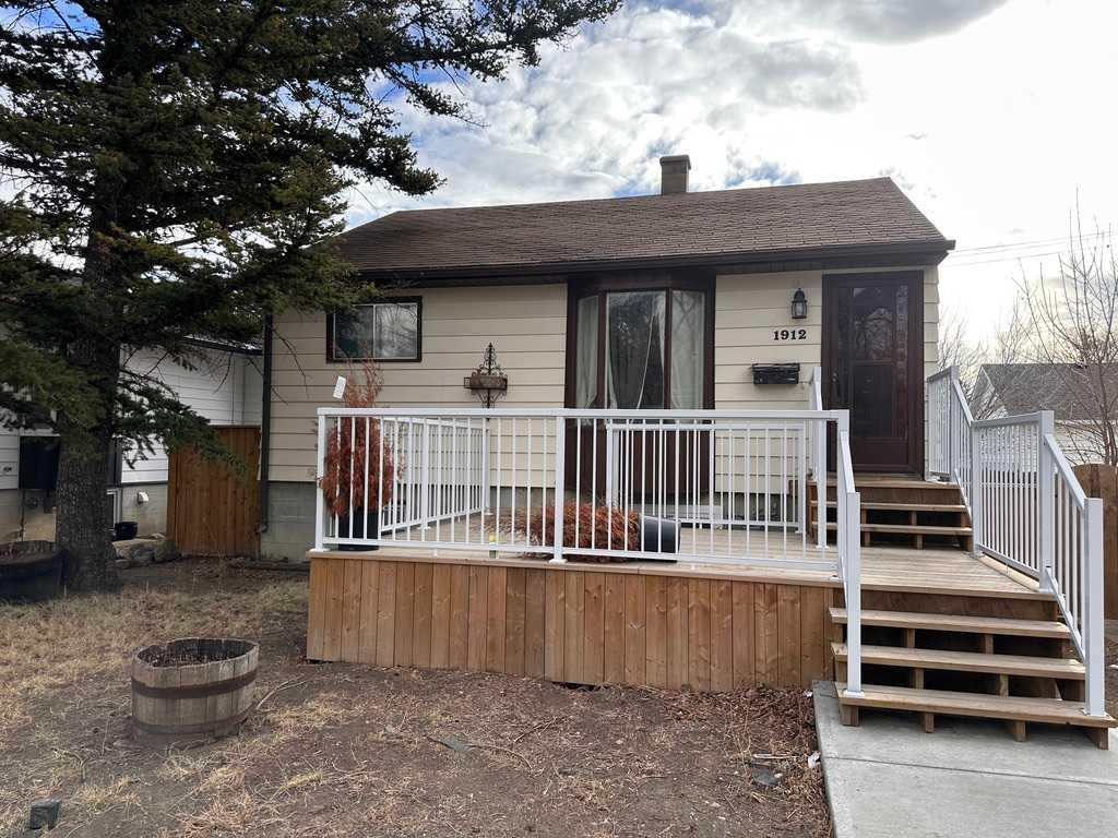 Picture of 1912 6A Avenue N, Lethbridge Real Estate Listing