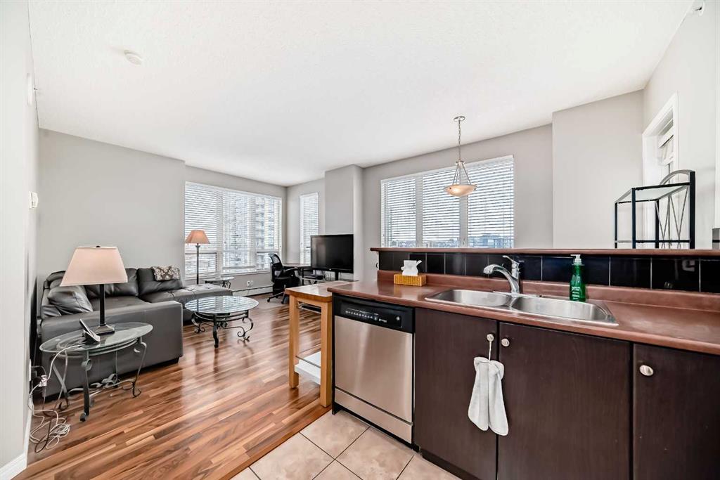 Picture of 1115, 1053 10 Street SW, Calgary Real Estate Listing