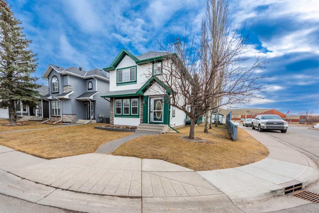 Picture of 7 Covewood Park NE, Calgary Real Estate Listing