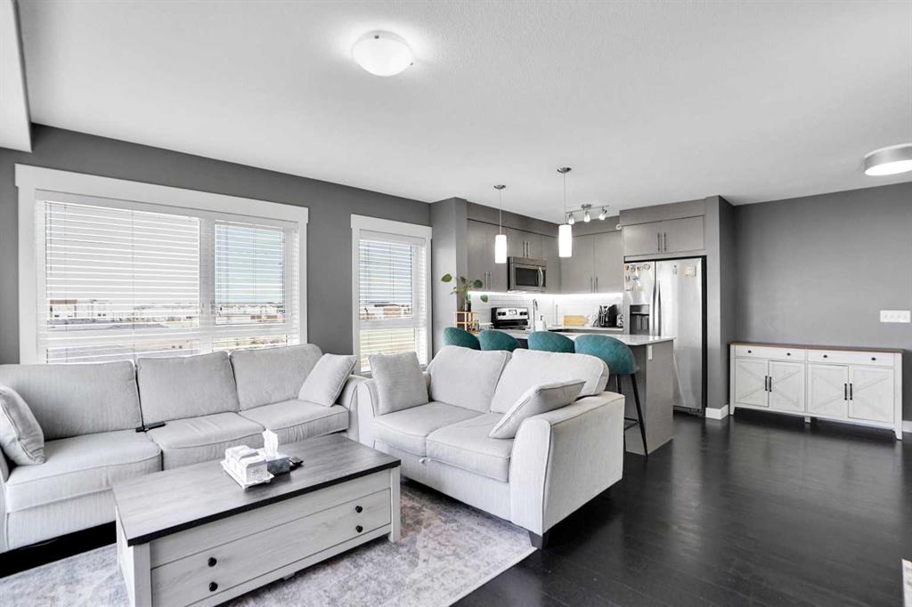 Picture of 6415, 302 Skyview Ranch Drive NE, Calgary Real Estate Listing