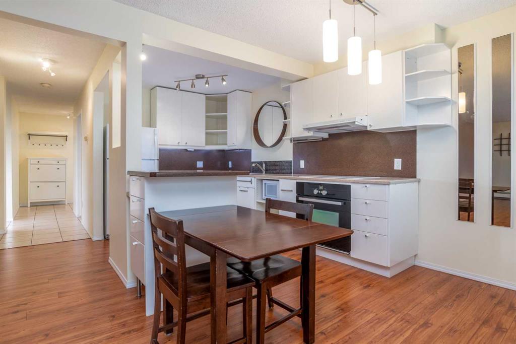 Picture of 523, 860 Midridge Drive SE, Calgary Real Estate Listing