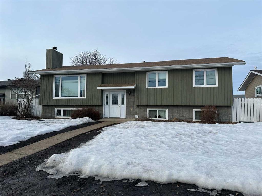 Picture of 5908 57 Avenue , Ponoka Real Estate Listing
