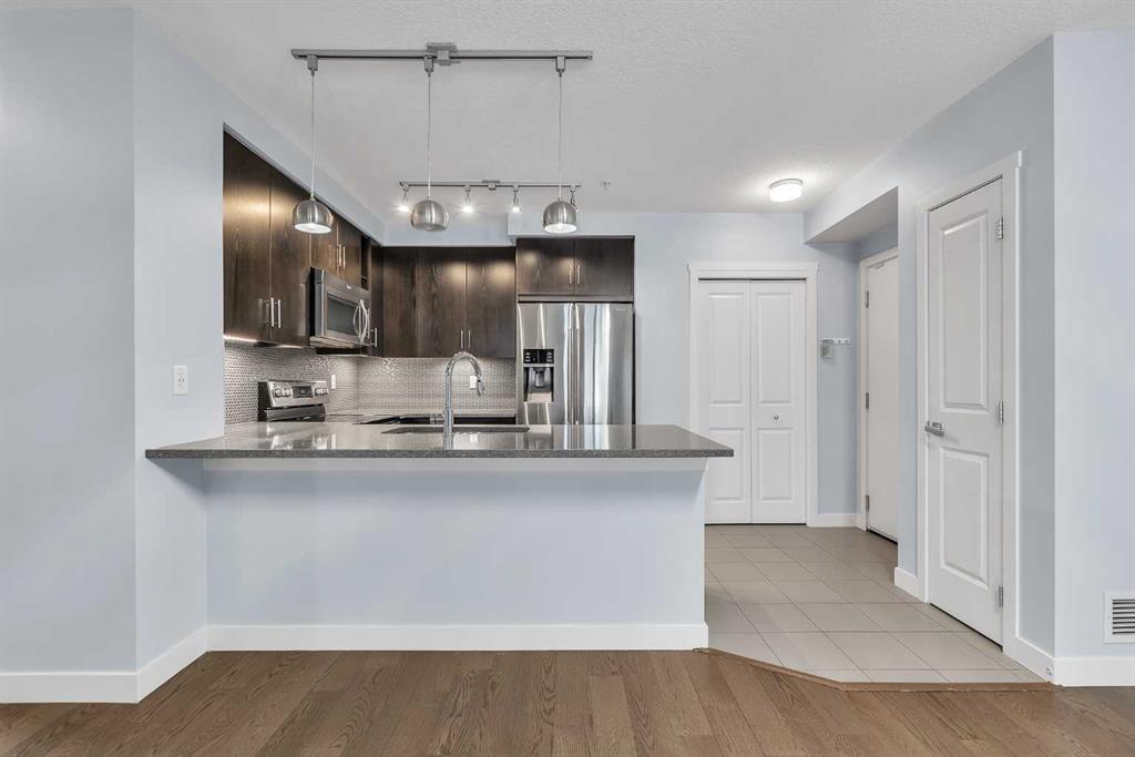 Picture of 111, 25 Auburn Meadows Avenue SE, Calgary Real Estate Listing