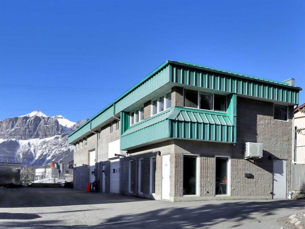 Picture of 2, 108 Boulder Crescent , Canmore Real Estate Listing