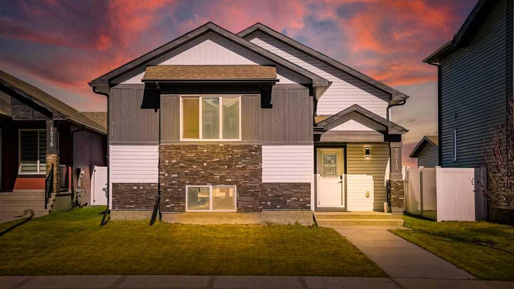 Picture of 1212 Iron Landing Way , Crossfield Real Estate Listing
