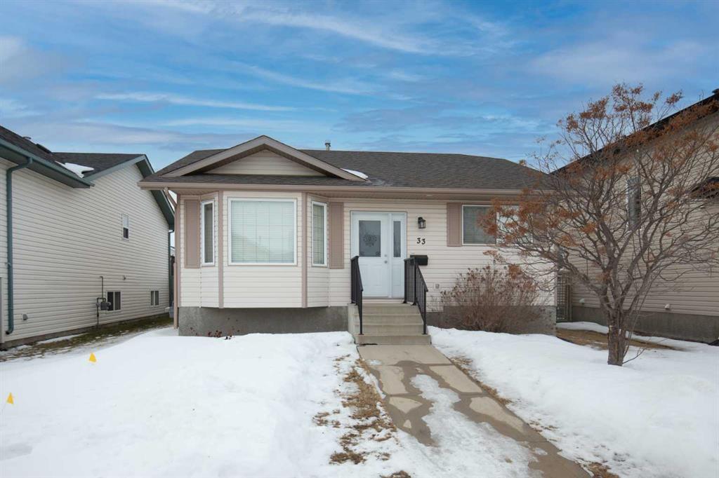 Picture of 33 Duckering Close , Red Deer Real Estate Listing