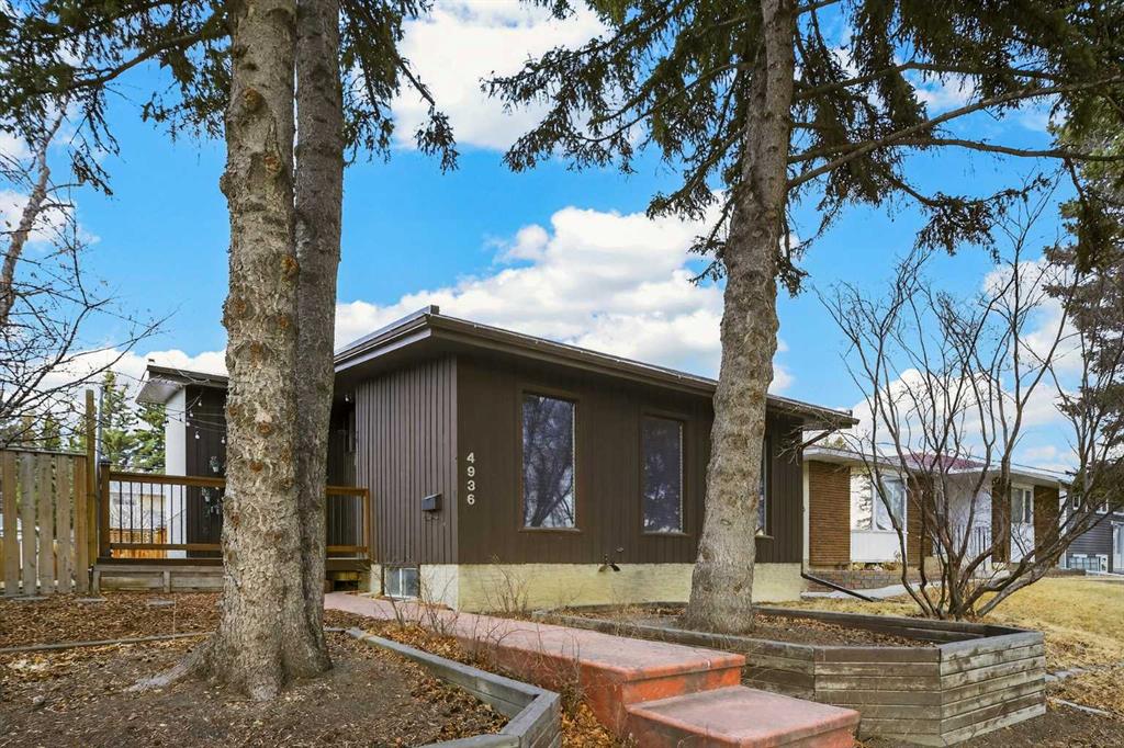 Picture of 4936 40 Avenue NW, Calgary Real Estate Listing