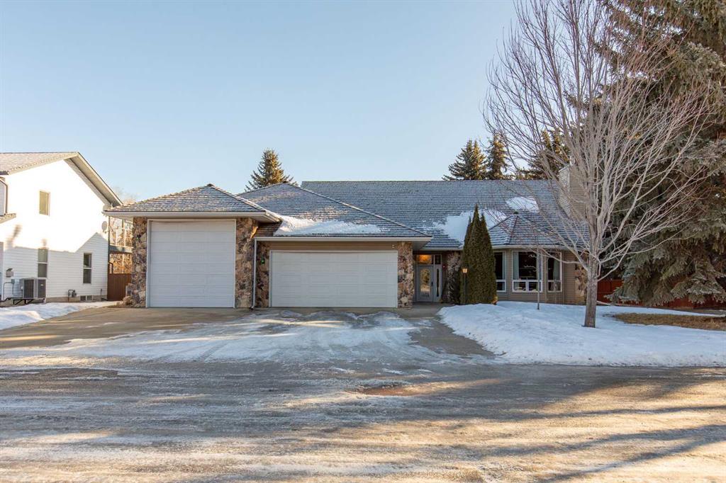 Picture of 50 Coventry Lane , Lacombe Real Estate Listing