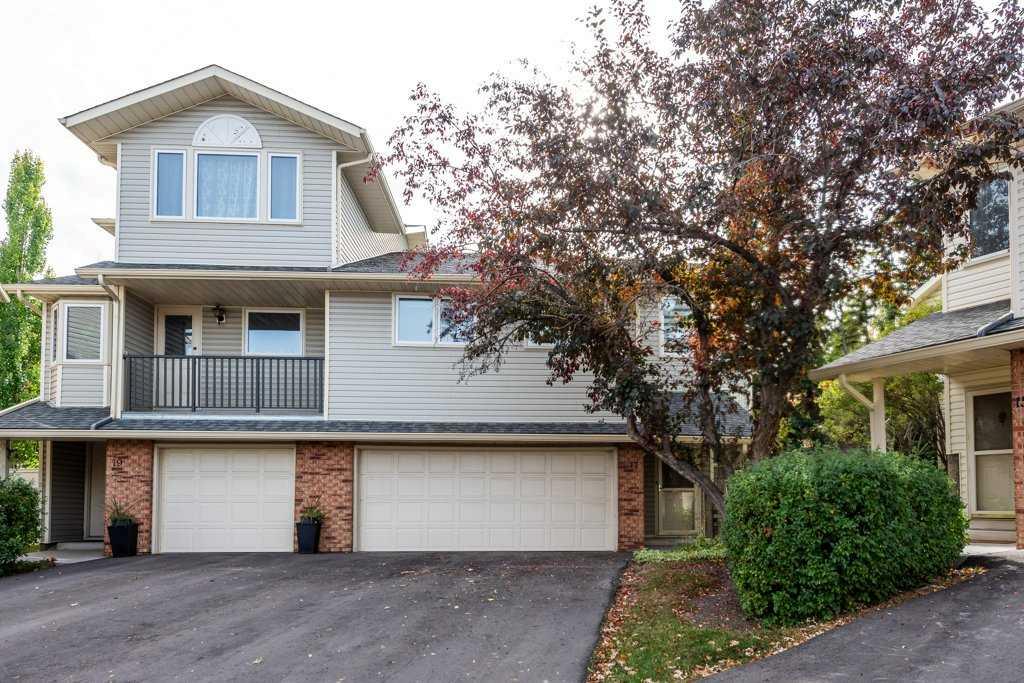 Picture of 17 Millrise Lane SW, Calgary Real Estate Listing