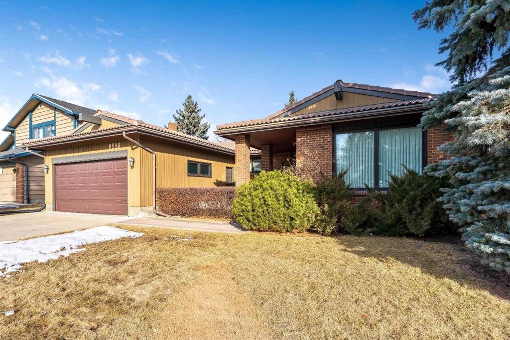 Picture of 9536 Oakmount Drive SW, Calgary Real Estate Listing