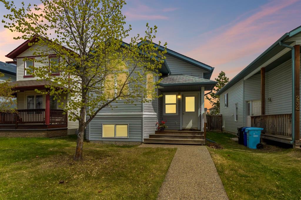 Picture of 228 Paris Crescent , Fort McMurray Real Estate Listing