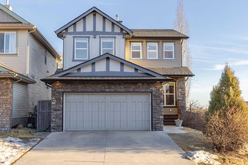 Picture of 59 Cortina Way SW, Calgary Real Estate Listing