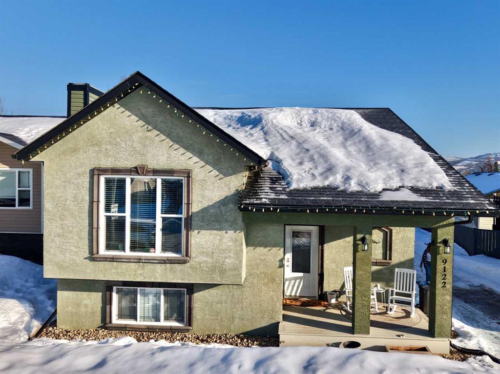 Picture of 9122 130 Avenue , Peace River Real Estate Listing