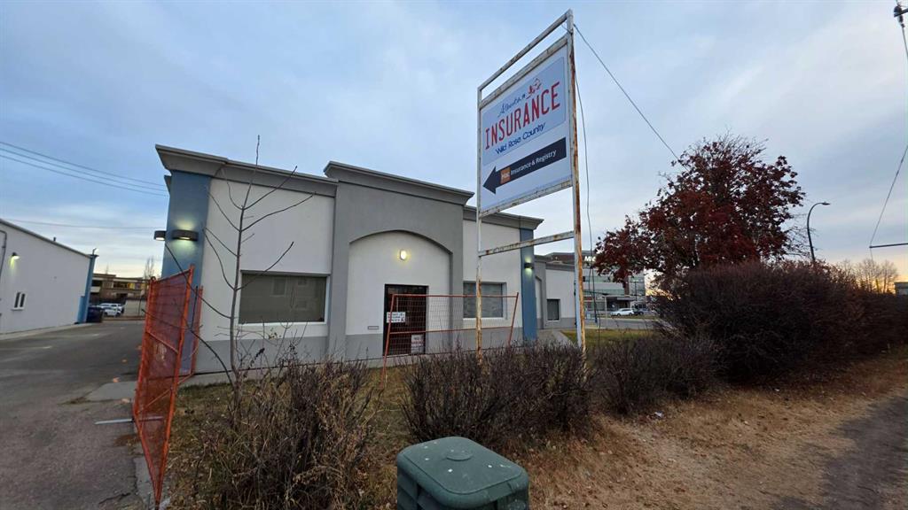 Picture of B, 5406 43 Street , Red Deer Real Estate Listing