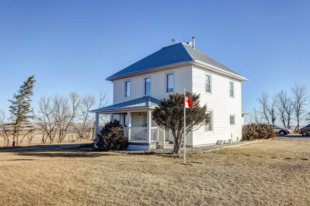 Picture of 6115 RGE RD 30-2  , Rural Pincher Creek No. 9, M.D. of Real Estate Listing