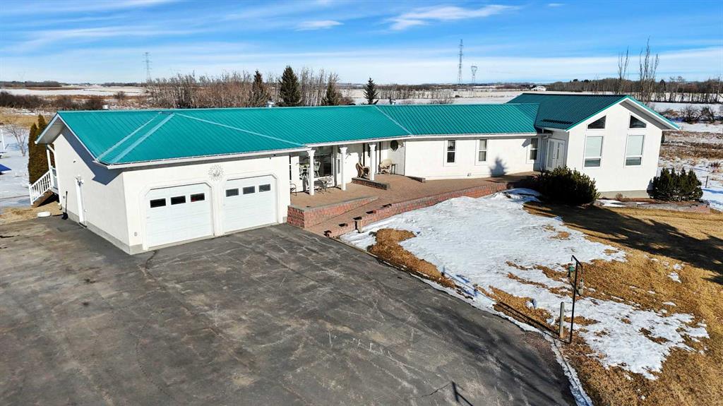 Picture of 27556 Township Road 372  , Rural Red Deer County Real Estate Listing