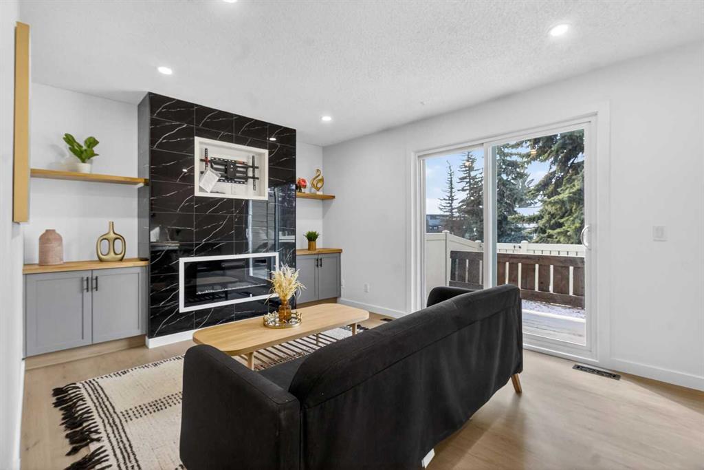 Picture of 8, 14736 Deerfield Drive SE, Calgary Real Estate Listing