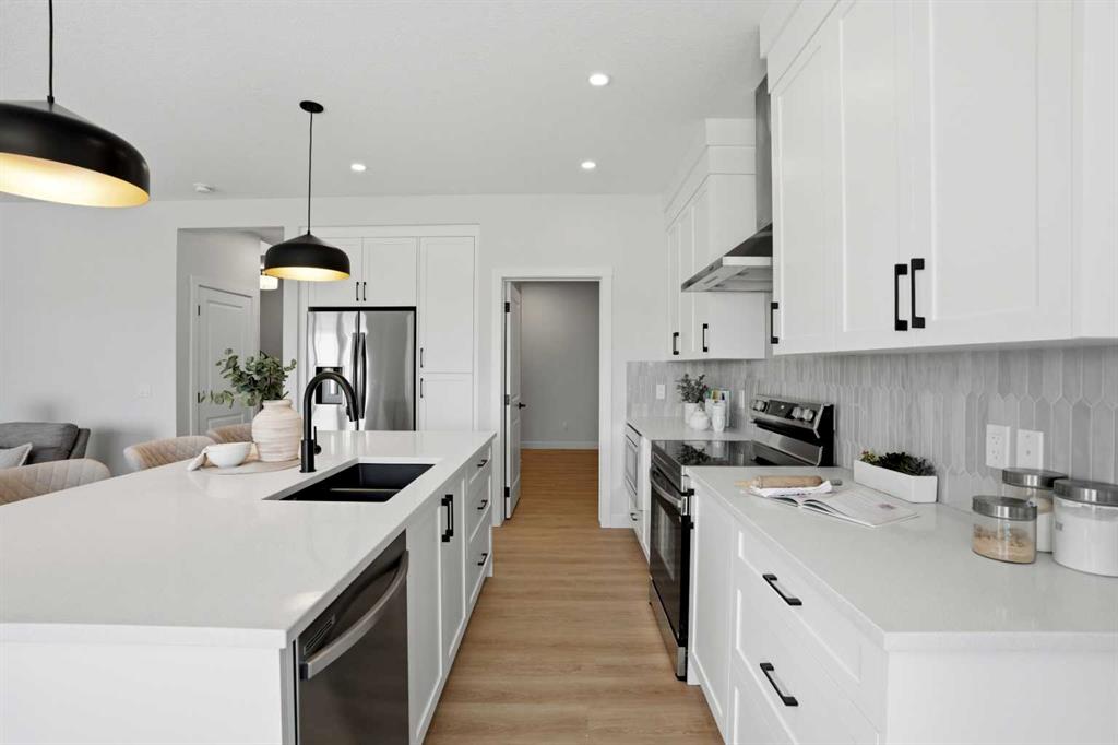 Picture of 581 Clearwater Heath , Chestermere Real Estate Listing