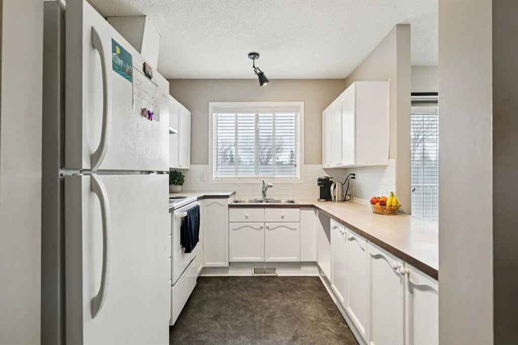 Picture of 104, 7 Harvest Gold Manor NE, Calgary Real Estate Listing