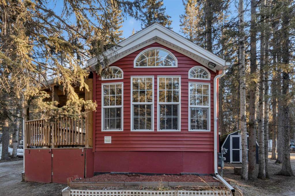 Picture of 7, 5227 Township Road 320  , Rural Mountain View County Real Estate Listing