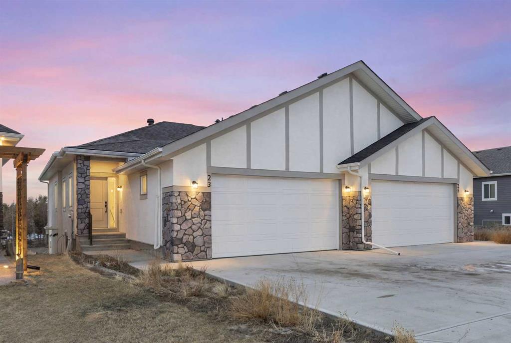 Picture of 23 St. Andrews Close , Lyalta Real Estate Listing