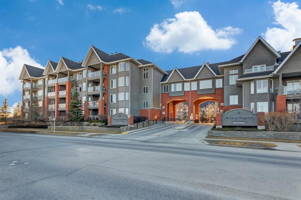 Picture of 413, 15 Everstone Drive SW, Calgary Real Estate Listing