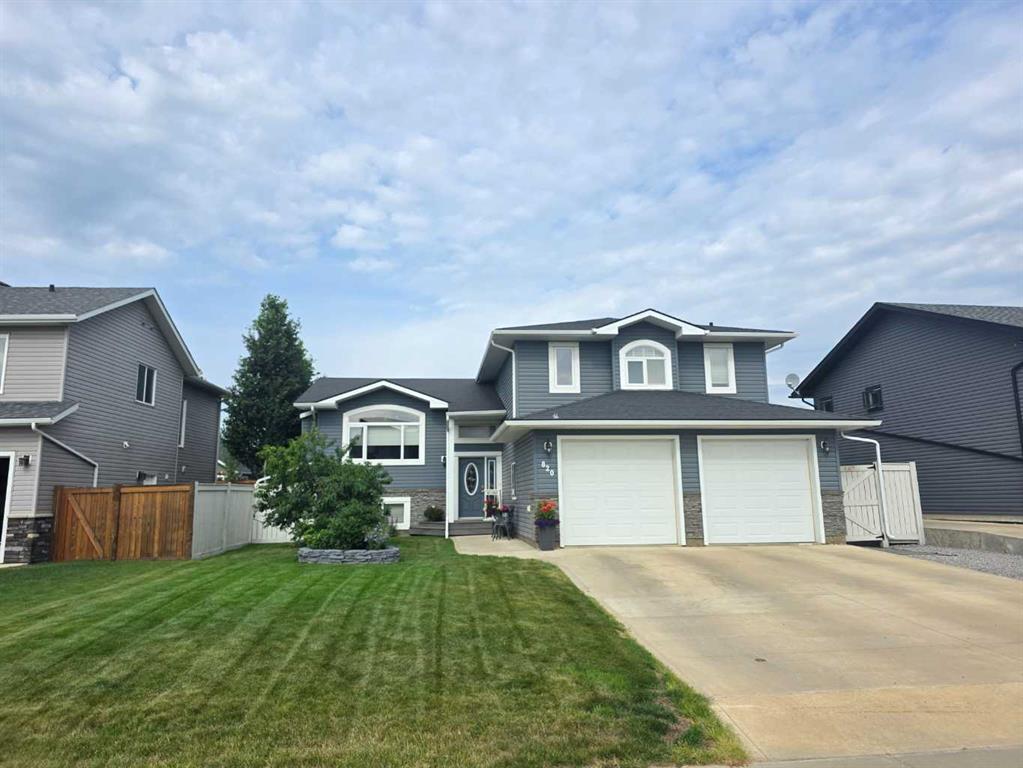 Picture of 820 12 Street SE, Slave Lake Real Estate Listing