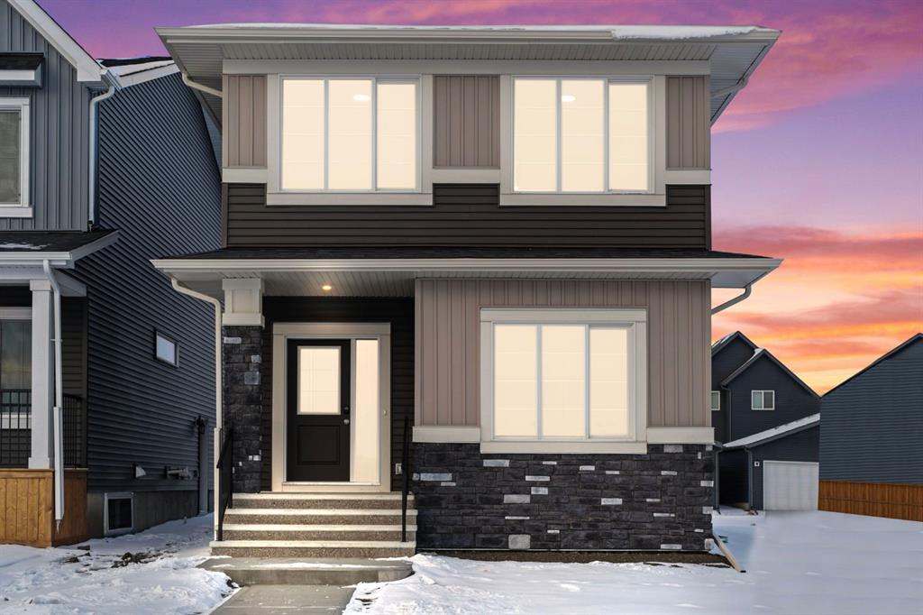 Picture of 503 Lawthorn Way SE, Airdrie Real Estate Listing