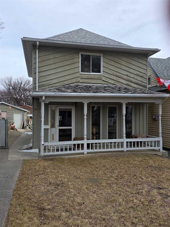 Picture of 957 8 Street S, Lethbridge Real Estate Listing