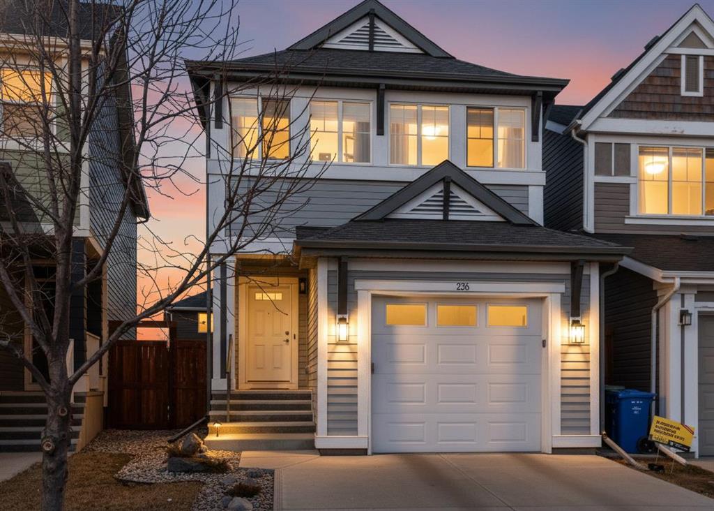 Picture of 236 Auburn Glen Close SE, Calgary Real Estate Listing