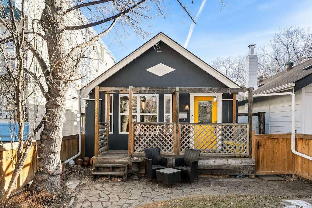 Picture of 2122 16 Street SW, Calgary Real Estate Listing