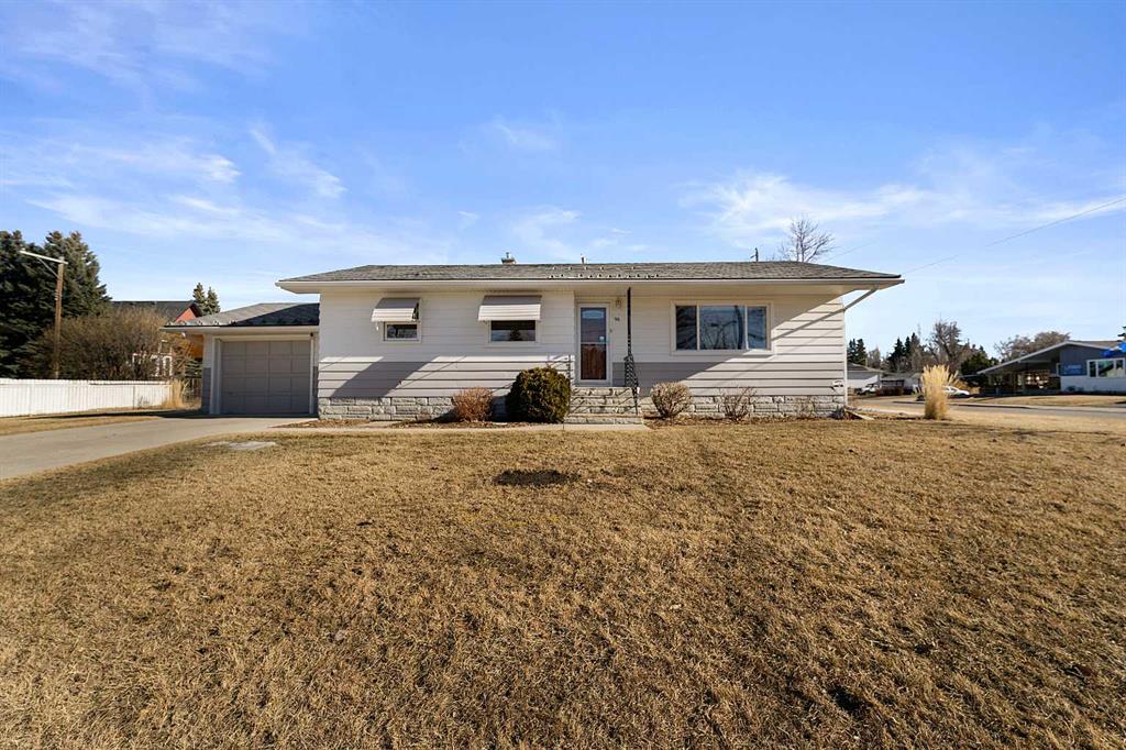 Picture of 96 2 Street SE, High River Real Estate Listing