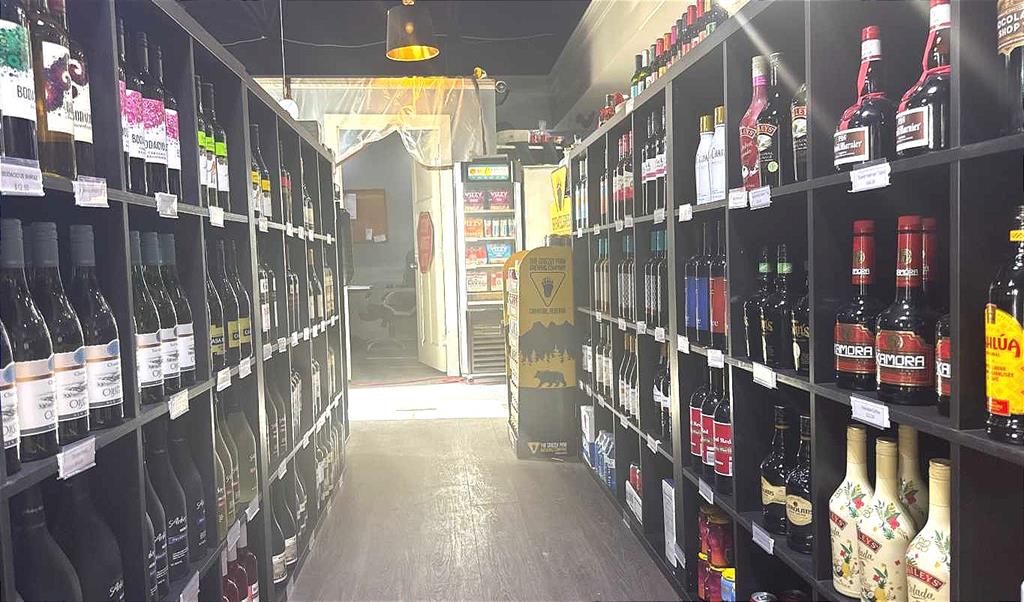 Picture of 123 Highway 1 Road , Strathmore Real Estate Listing