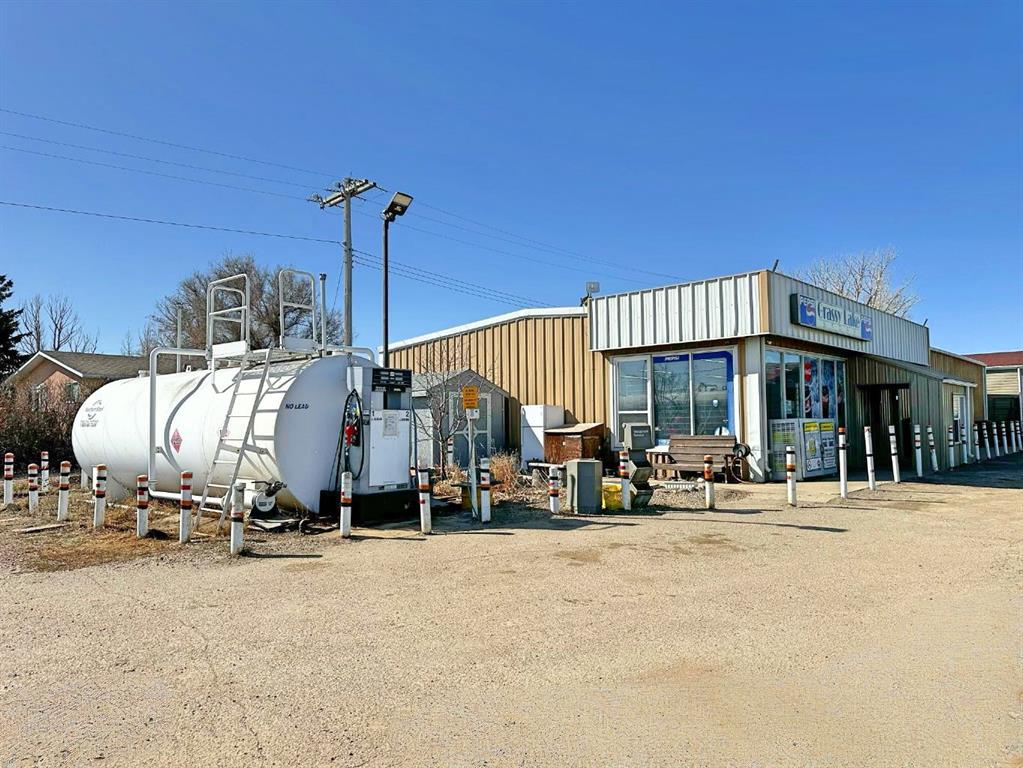 Picture of 604 1 Street S, Grassy Lake Real Estate Listing