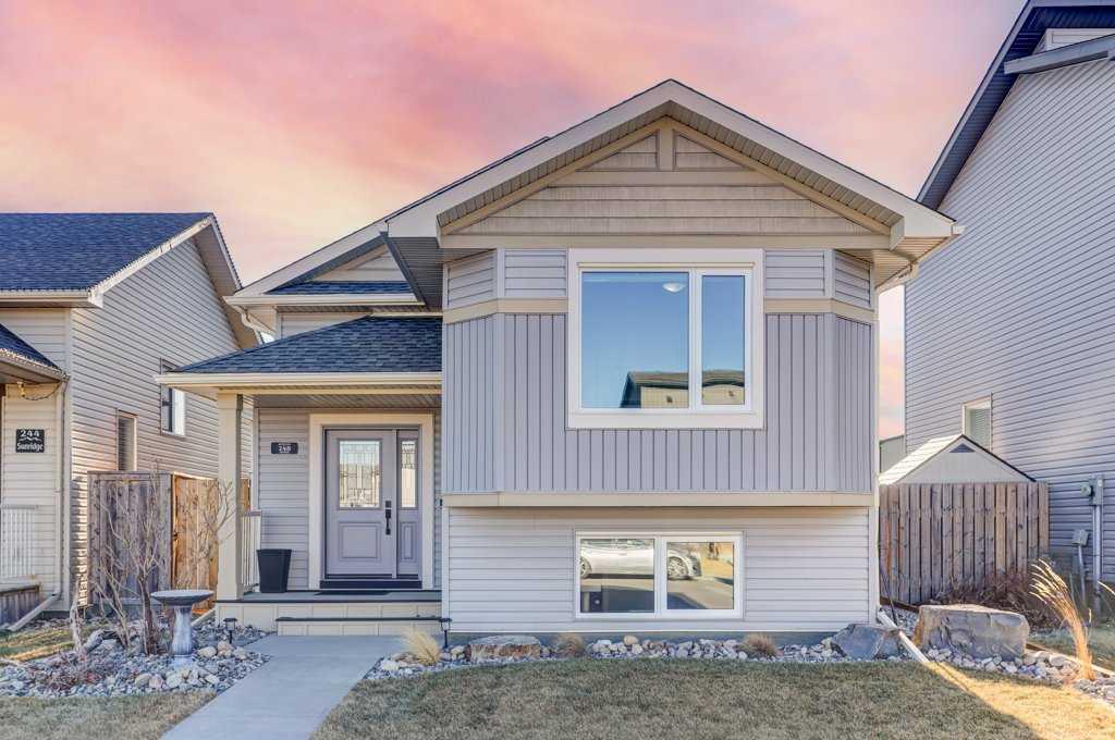 Picture of 248 Sunridge Road W, Lethbridge Real Estate Listing
