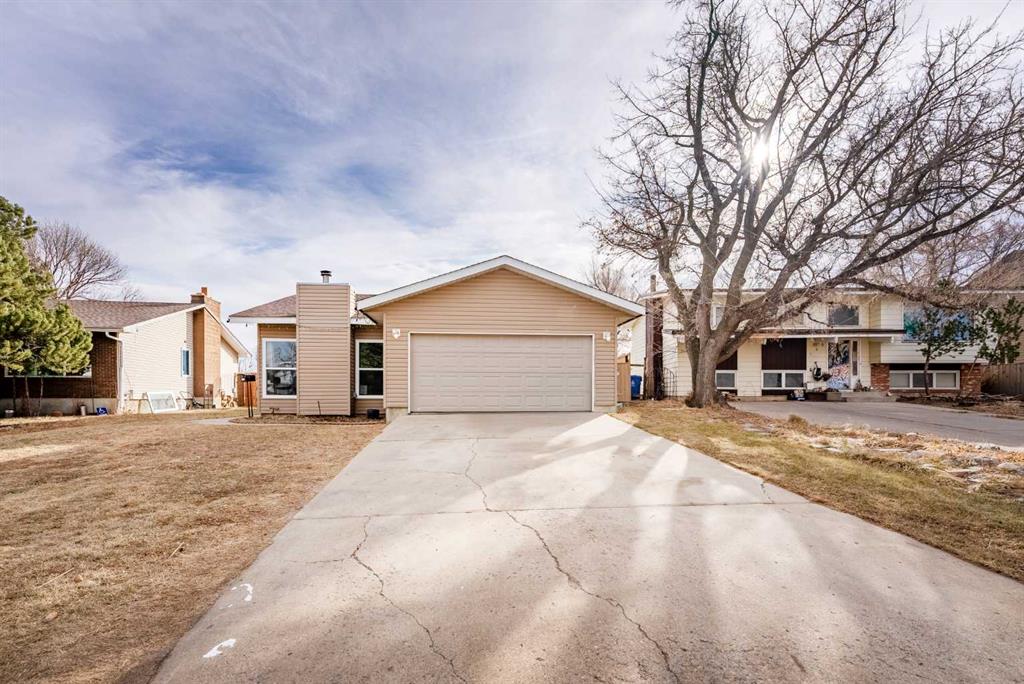 Picture of 139 Laval Boulevard W, Lethbridge Real Estate Listing