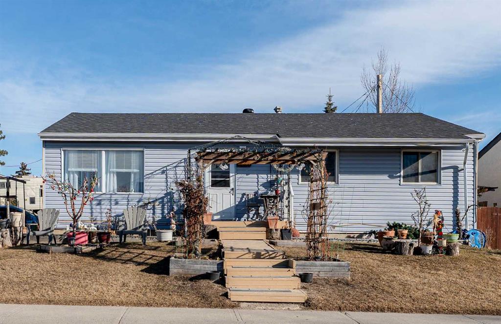 Picture of 314 Olympia Crescent SE, Calgary Real Estate Listing
