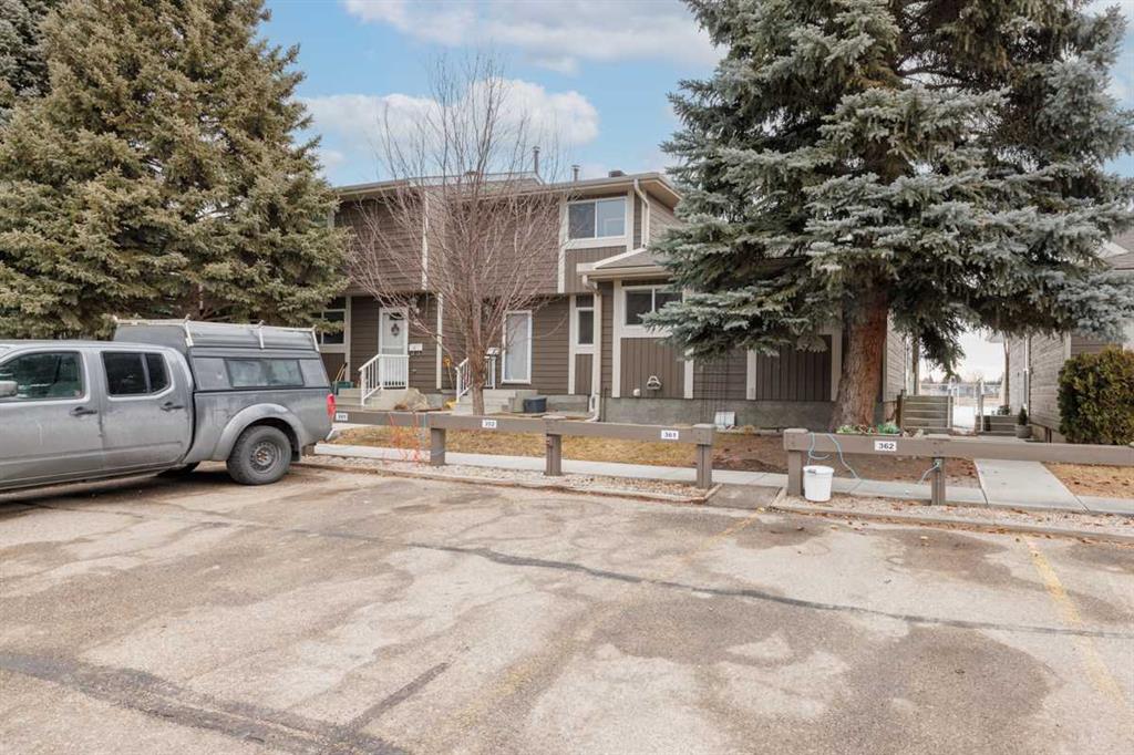 Picture of 35, 14736 Deerfield Drive SE, Calgary Real Estate Listing