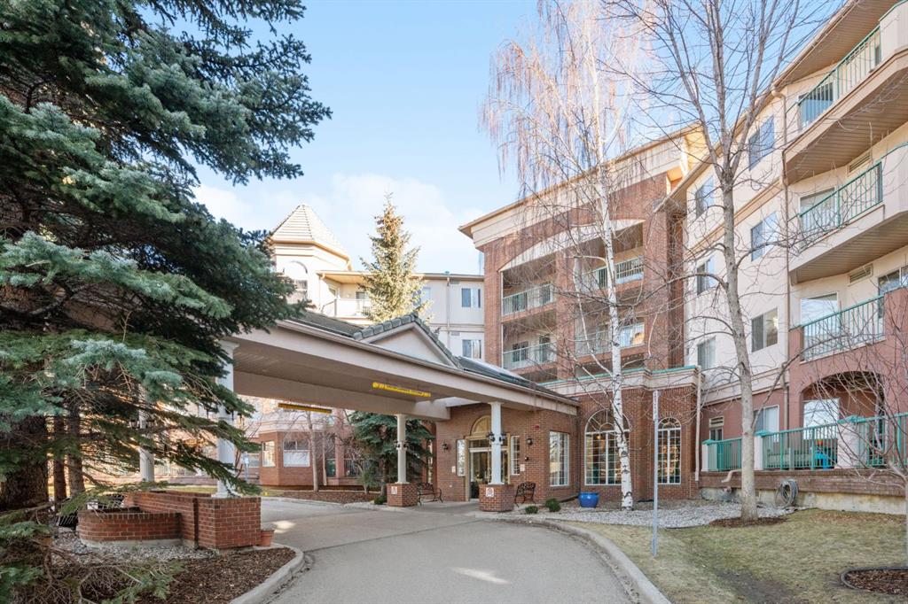 Picture of 304, 200 Lincoln Way SW, Calgary Real Estate Listing