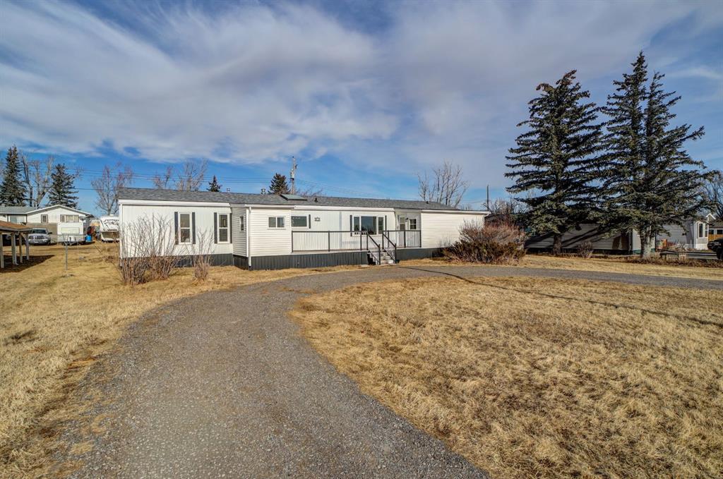 Picture of 319 Minto Street , Granum Real Estate Listing