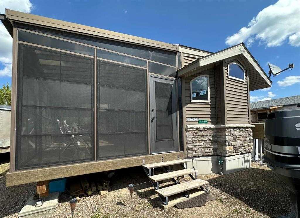 Picture of 1115 Oak Avenue , Lac Des Iles Real Estate Listing