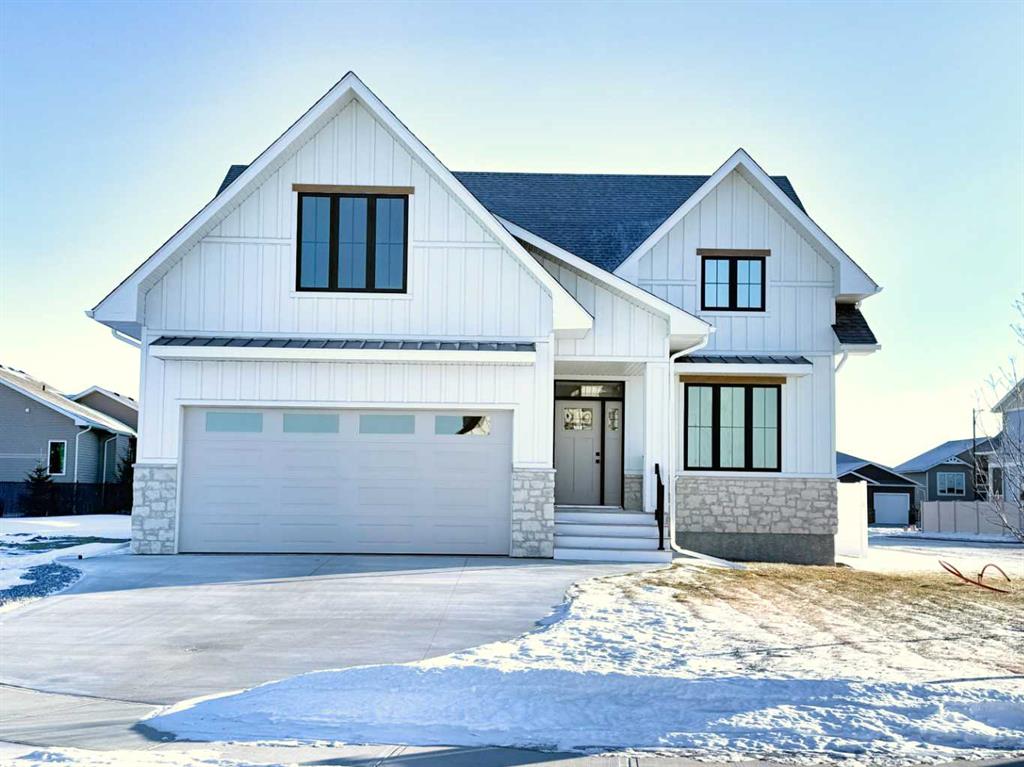 Picture of 39 Williams Avenue , Olds Real Estate Listing