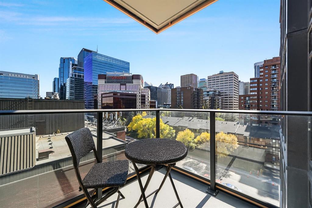 Picture of 704, 730 2 Avenue SW, Calgary Real Estate Listing